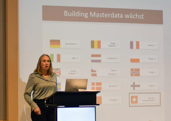 Katharina Kirsch de Fernández verzeichnete wachsende Teilnehmerzahlen auf Building Masterdata sowohl auf Hersteller- wie auch auf Kundenseite