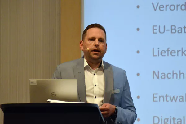 ARGE Programm Manager Sebastian Schubert plädierte für ausreichend Kapazitäten im Datenmanagement, um rechtlich und monetär gut aufgestellt zu sein.