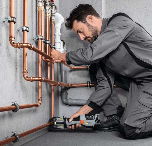 Viega-Pressmaschinen „Pressgun 6 Plus“ und „Pressgun Picco 6 Plus“ werden smart